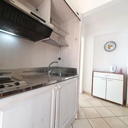 Apartment Studio La Rosa-5 By Interhome